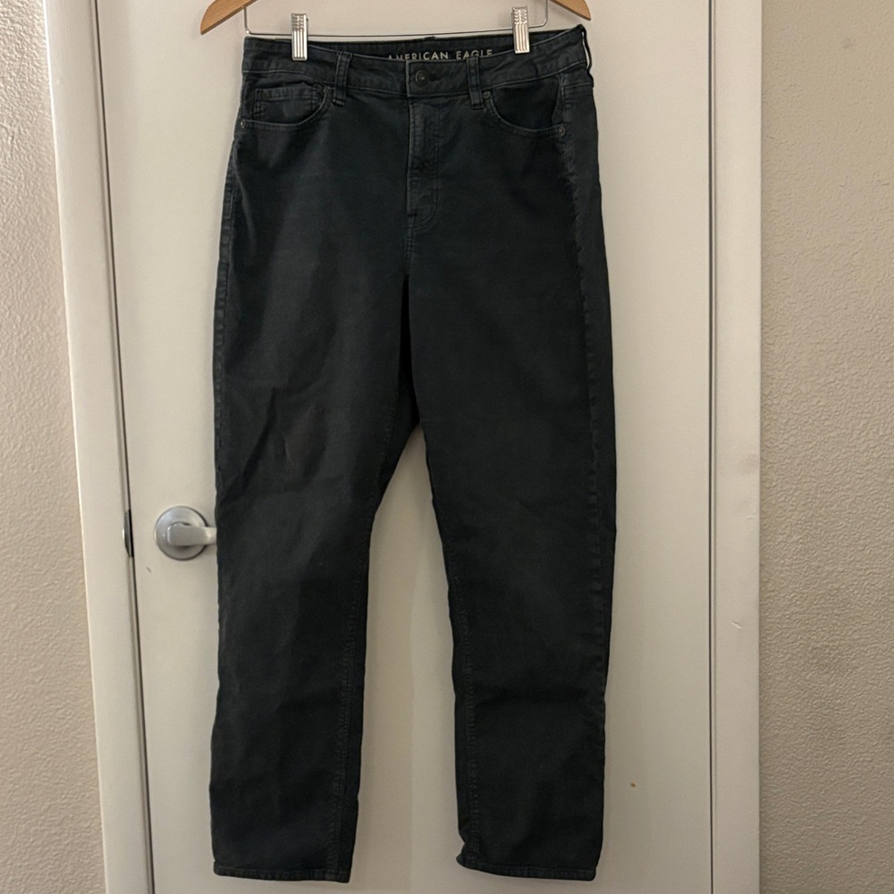 American Eagle Dark Green Stretch Mom Corduroy Straight Jean SZ 8